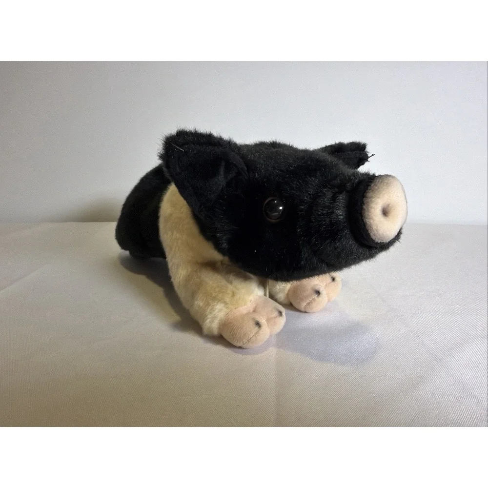 Aurora Miyoni Hampshire Pig Black and Beige stuff animal toy lifelike detailed